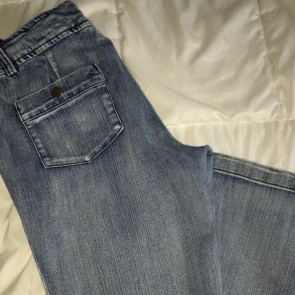 Blue white washed jeans